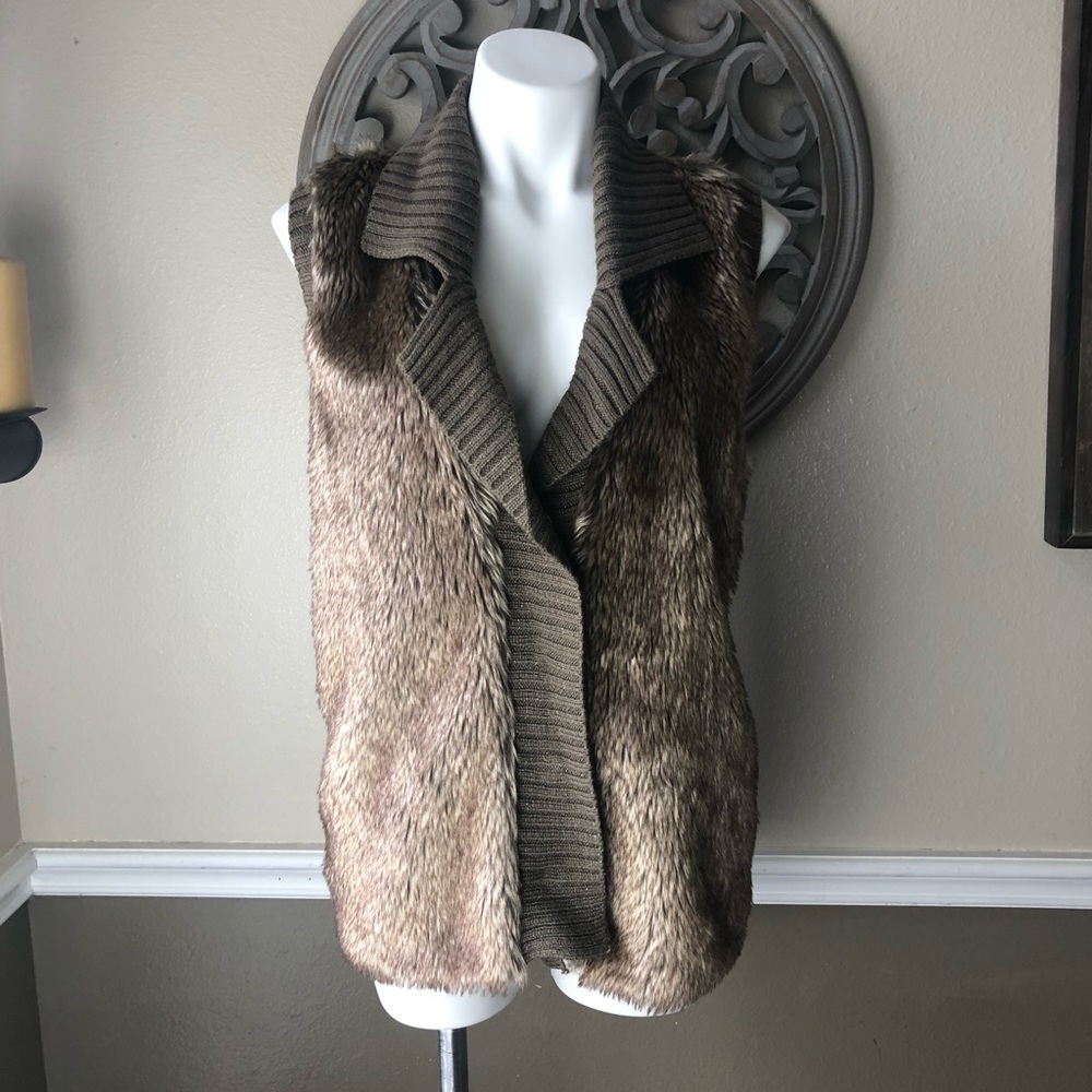 89th & madison Brown faux fur vest size XL